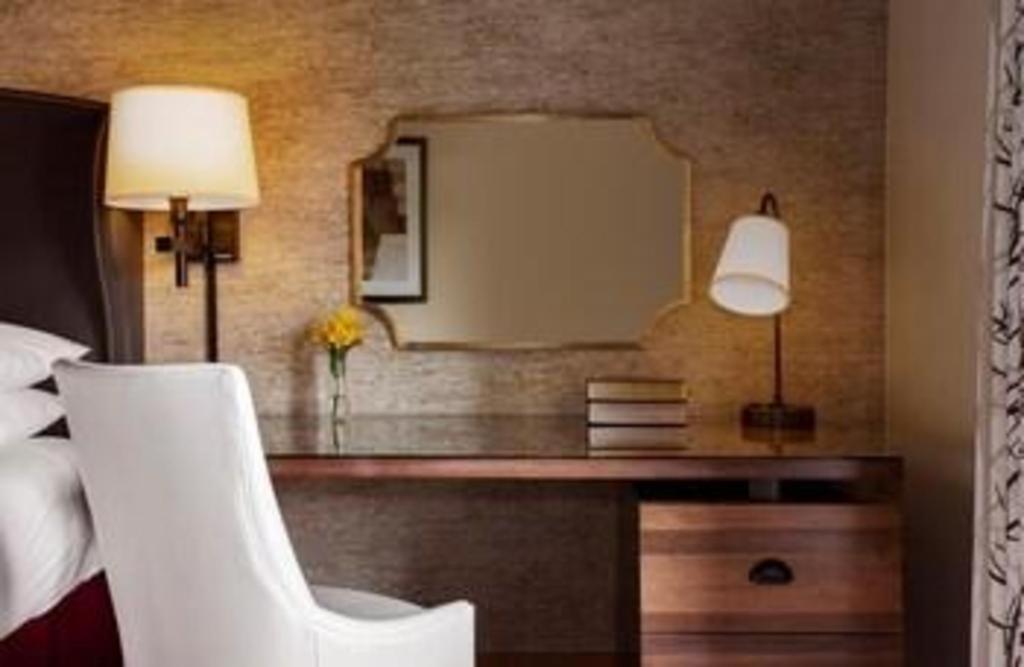 The Edgewater, A Noble House Hotel Сиатъл Екстериор снимка